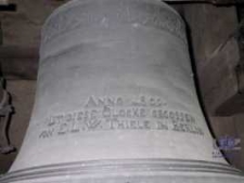 Drzon&oacute;w (kości&oacute;ł św. Mikołaja) - dzwon (datowanie 1809 r.)