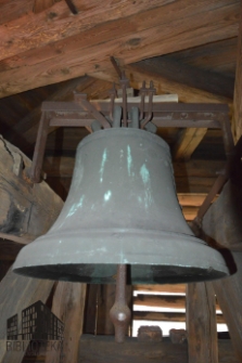 Trześniówek (teren poligonu), obecnie Brzeźno (kościół filialny) - dzwon (datowanie 1572)