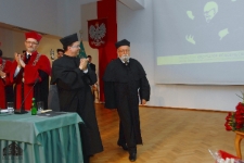 Uroczystość wręczenia tytułu doktora honoris causa Uniwersytetu Zielonog&oacute;rskiego Krzysztofowi Pendereckiemu (fot. 119)