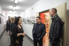 Czerń i biel - kolor i z powrotem - relacja fotograficzna z wernisażu (fot. 11)